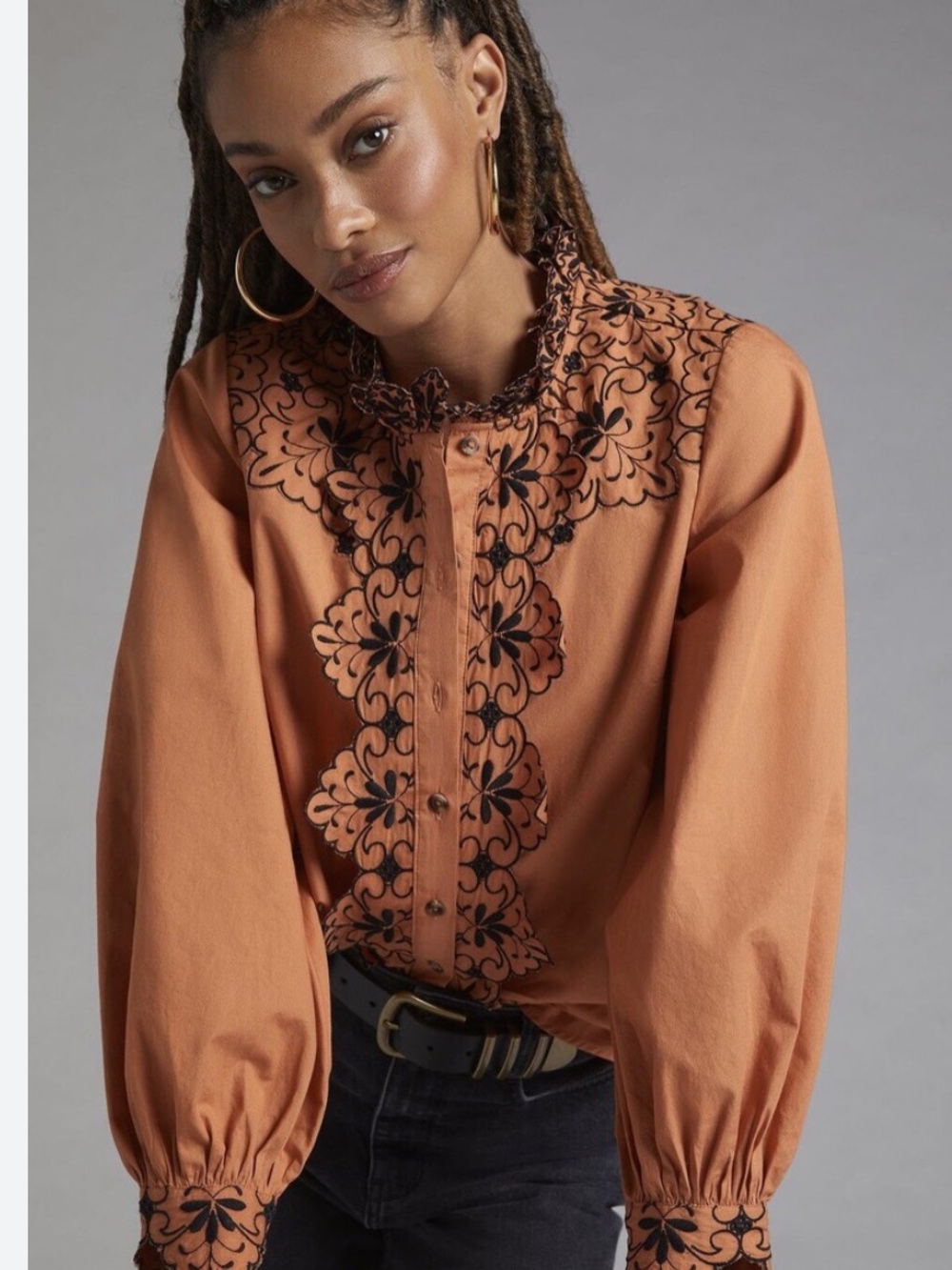 Stunning Anthropologie Scalloped Embroidered Buttoned Down Blouse - Size 10